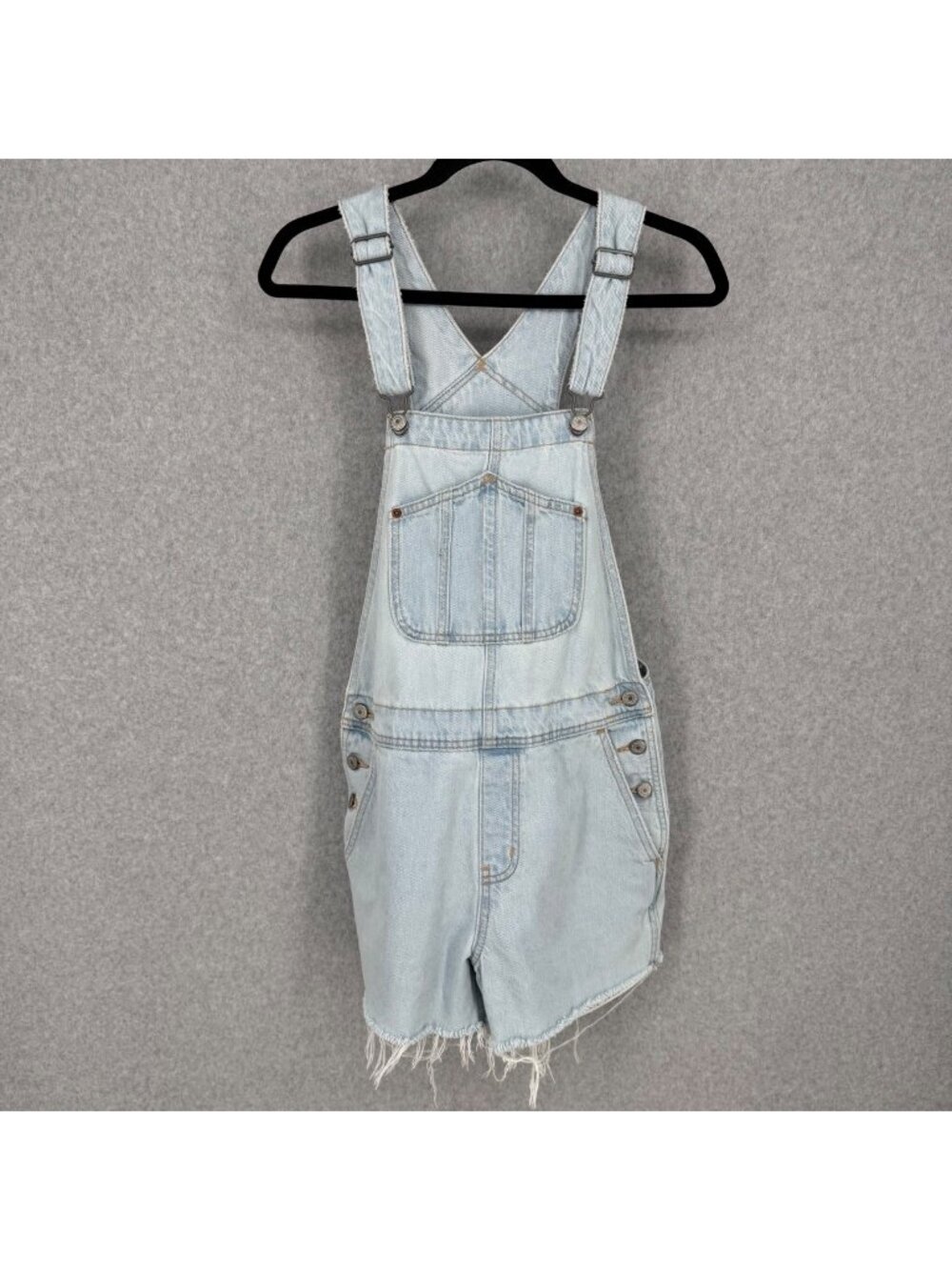 Old Navy Womens Slouchy Straight Jean Cut-Off Short Overalls Size S Light Wash